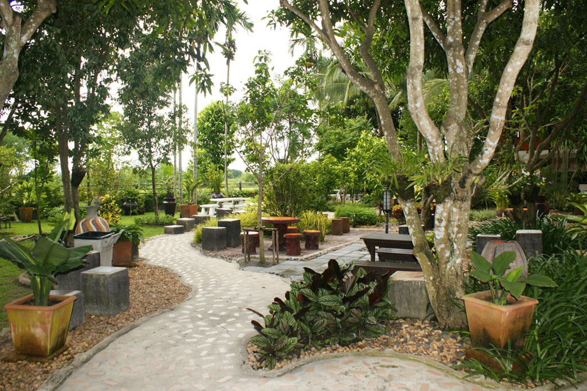 Juntra Resort And Hotel Nakhon Nayok Exterior photo